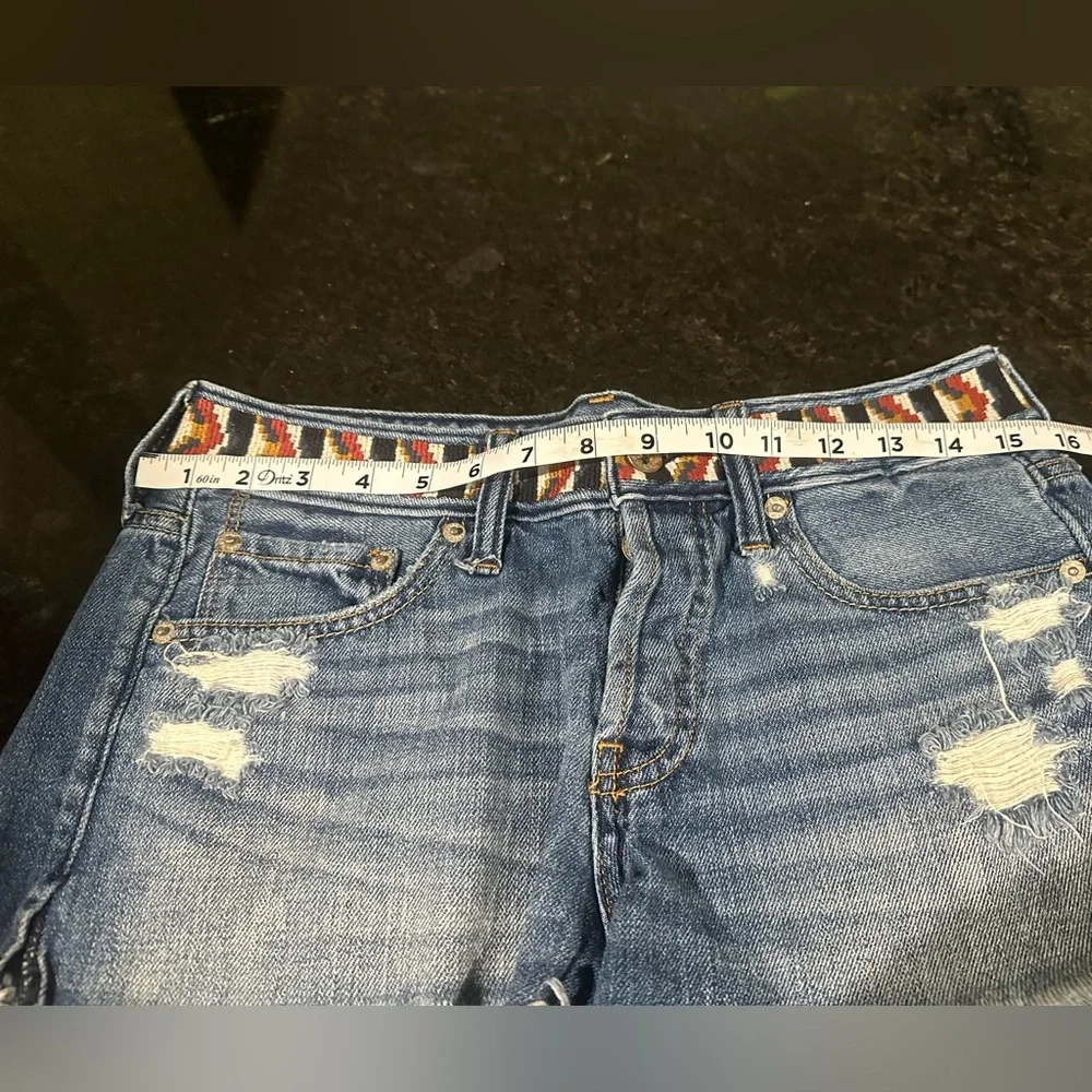 Abercrombie & Fitch Tribal Belt Band Distressed Embroidered Shorts Sz 27
